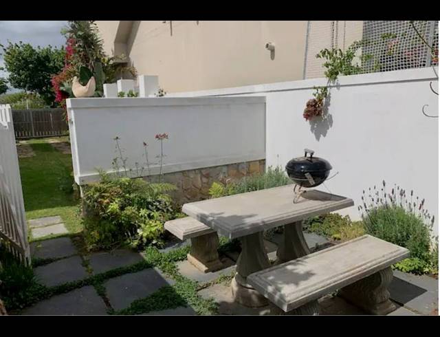 1 BEDROOM PROPERTY TO RENT IN SIGNAL HILL